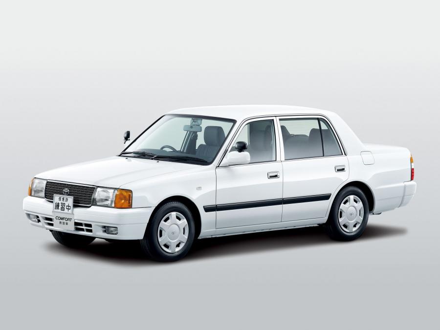  Toyota Comfort 1995 года  (фото 1 из 6)